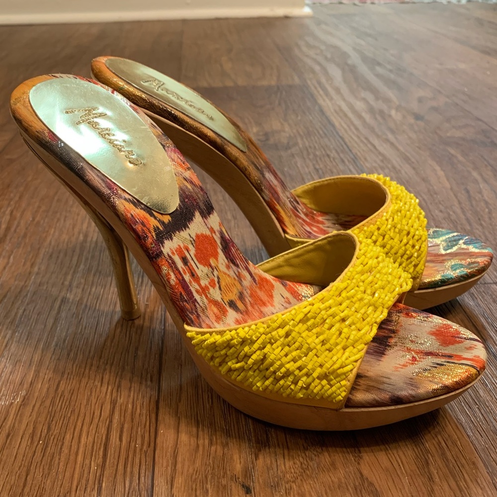 Marciano yellow heel with beaded detail